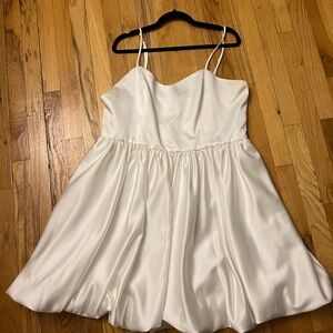 Elegant White Mini Dress Bubble Skirt